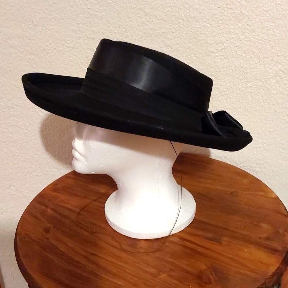 Cappelli |Women's Vintage Wool Black Ribbon Hat Neutral Derby Elegant Sz.7 1/2